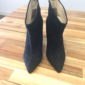 Ankle boots! Metal heels 4 1/2 “ brand new